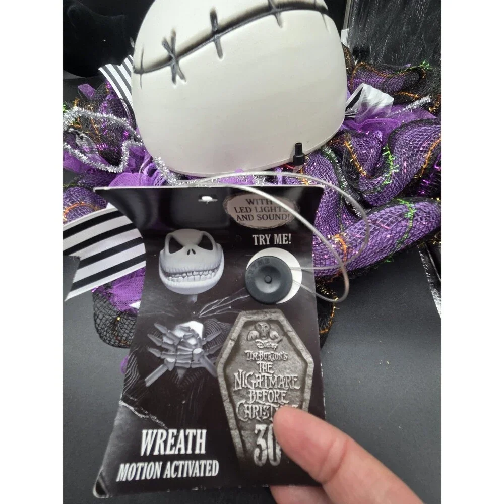 Nightmare Before Christmas Jack Wreath Plays Music & Lights up Works NEW